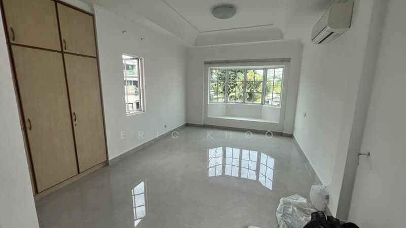 Sembawang Hills Estate, Sembawang Hills Drive, 4 Bedrooms, 3,200 sqft, Detached House For Rent, by Eric Khoo, 24051996 - PropertyGuru.com.sg