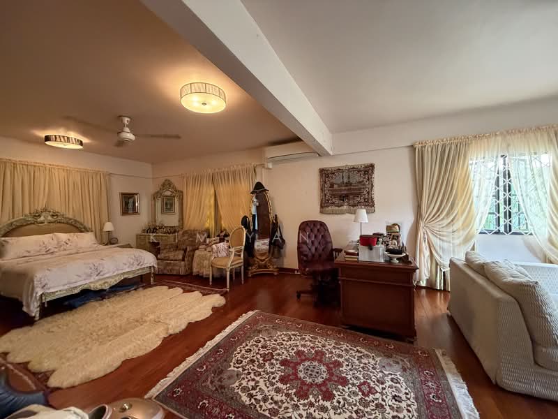 Do renovation, A&A or rebuild, Freehold Bungalow with huge, regular, wide frontage & Elevated Land, Changi Height - call 8130 3636 to view!, Changi Airport / Changi Village, 6 Bedrooms, 5,000 sqft, Bungalow House For Sale, by Kim Yan 金燕, 24052812 - PropertyGuru.com.sg