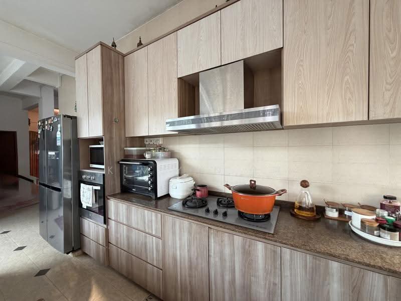 Do renovation, A&A or rebuild, Freehold Bungalow with huge, regular, wide frontage & Elevated Land, Changi Height - call 8130 3636 to view!, Changi Airport / Changi Village, 6 Bedrooms, 5,000 sqft, Bungalow House For Sale, by Kim Yan 金燕, 24052812 - PropertyGuru.com.sg