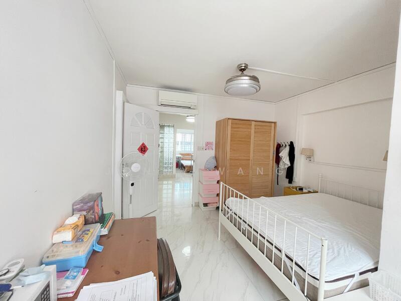 For Sale - 859 Tampines Avenue 5
