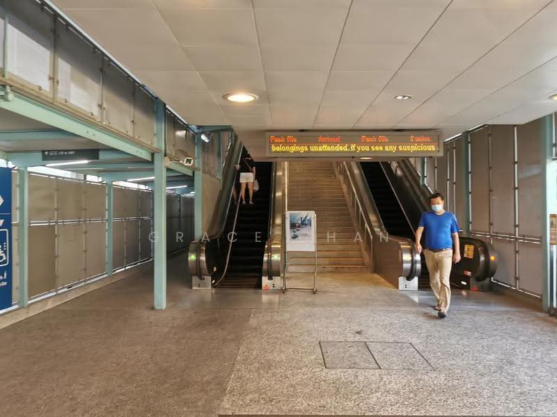 Clementi Ave 3 Central, Buona Vista / West Coast / Clementi New Town, 1,300 sqft, Shop / Shophouse For Rent, by Grace Chan, 24053334 - CommercialGuru.com.sg