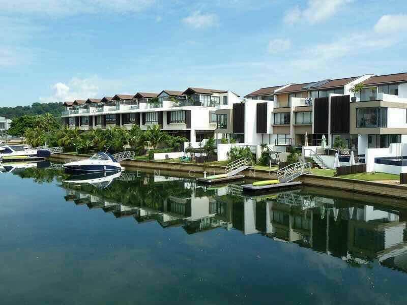 For Sale - The Berthside