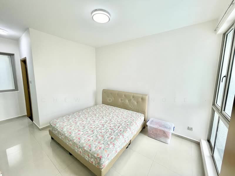 Rosewood, 5 Rosewood Drive, 3 Bedrooms, 1,174 sqft, Condominium For Rent, by Chew Hock Ngee, 24055184 - PropertyGuru.com.sg