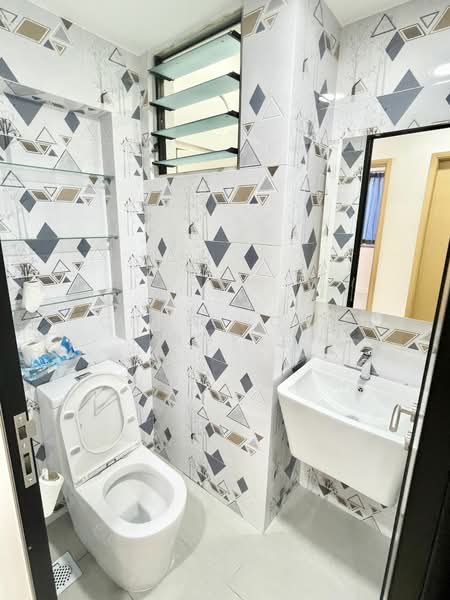 Rosewood, 5 Rosewood Drive, 3 Bedrooms, 1,174 sqft, Condominium For Rent, by Chew Hock Ngee, 24055184 - PropertyGuru.com.sg