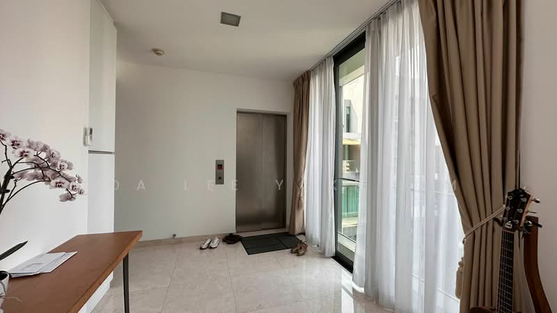 For Rent - Holland Road