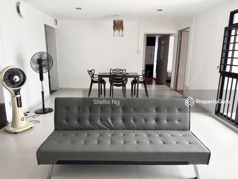 For Rent - 671A Klang Lane