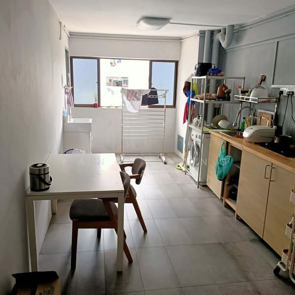 218 Jurong East Street 21, 218 Jurong East Street 21, 3 Bedrooms, 980 sqft, HDB Flat For Rent, by Yang Liang Tan, 24061696 - PropertyGuru.com.sg