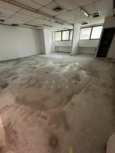 Lucky Plaza, 304 Orchard Road, 796 sqft, Mall Shop For Sale, by Charissa Chew, 24062264 - CommercialGuru.com.sg