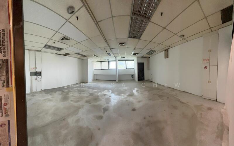 Lucky Plaza, 304 Orchard Road, 796 sqft, Mall Shop For Sale, by Charissa Chew, 24062264 - CommercialGuru.com.sg