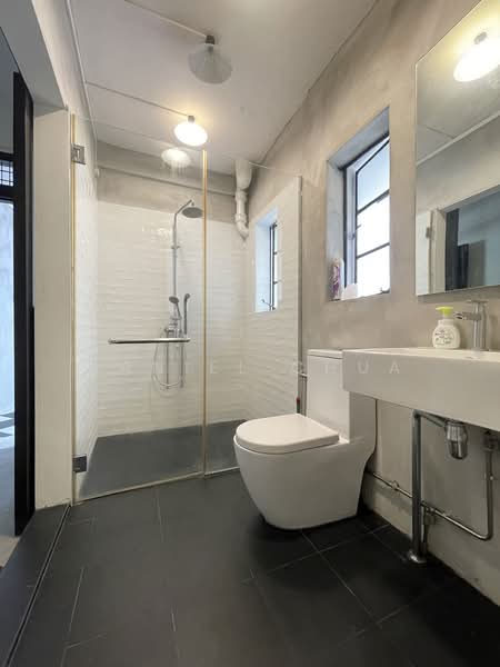 Tiong Bahru Walk Up Apartment, Tiong Bahru, 1 Bedroom, 920 sqft, Walk-up Apartment For Rent, by Daniel Chua, 24066429 - PropertyGuru.com.sg