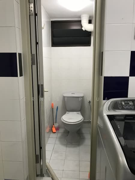 157 Lorong 1 Toa Payoh, 157 Lorong 1 Toa Payoh, 2 Bedrooms, 700 sqft, HDB Flat For Rent, by Ernest Phua, 24067242 - PropertyGuru.com.sg