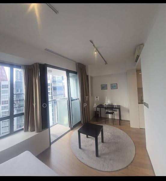 Skysuites @ Anson, 8 Enggor Street, Chinatown / Tanjong Pagar, Studio, 366 sqft, Condominium For Rent, by Santhi Yogesparan, 24067691 - Living Room - PropertyGuru.com.sg