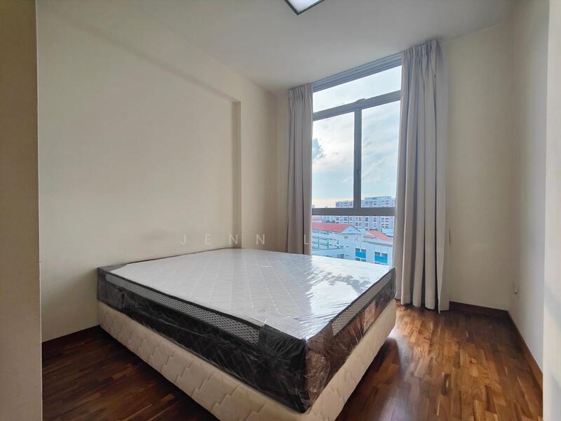 For Rent - The Lakeshore