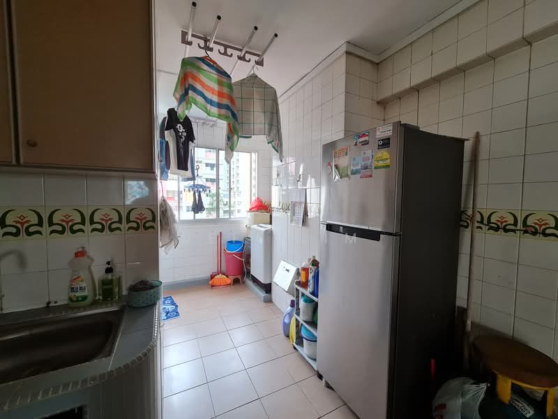 712 Jurong West Street 71, 712 Jurong West Street 71, Room Rental, 300 sqft, HDB Flat For Rent, by Jeff Lim, 24069090 - PropertyGuru.com.sg