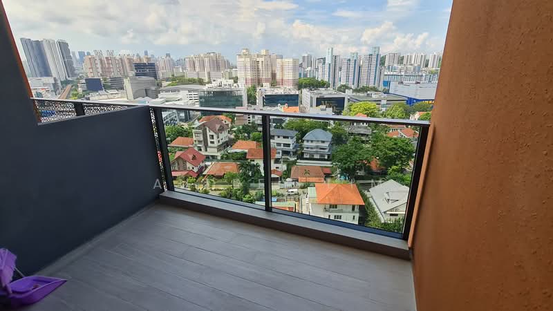 Stirling Residences, 21 Stirling Road, 2 Bedrooms, 635 sqft, Condominium For Rent, by Audrey Lim, 24069631 - Balcony - PropertyGuru.com.sg