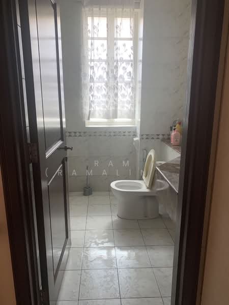 Mera Terrace, Seagull Walk, 4 Bedrooms, 3,200 sqft, Corner Terrace For Sale, by Ram (Ramalingam), 24070329 - PropertyGuru.com.sg