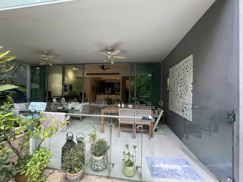 Orange Grove Residences, 29 Orange Grove Road, 4 Bedrooms, 2,379 sqft, Condominium For Rent, by Linda Ong, 24070603 - Direct access to the pool from patio  - PropertyGuru.com.sg