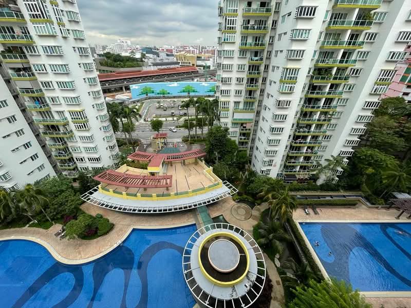 The Warren, 37 Choa Chu Kang Loop, 3 Bedrooms, 1,238 sqft, Condominium For Rent, by Cristel Lim 林妏珊, 24071617 - PropertyGuru.com.sg