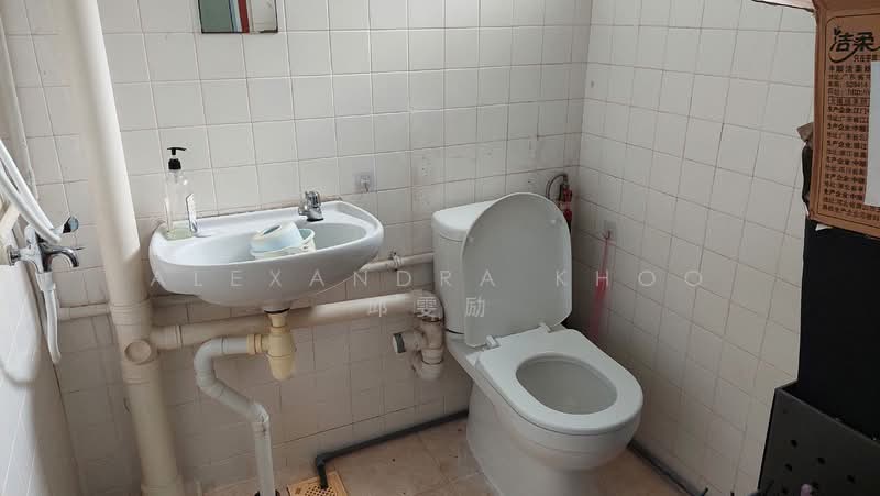 713 Clementi West Street 2, 713 Clementi West Street 2, Room Rental, 200 sqft, HDB Flat For Rent, by Alexandra Khoo 邱雯励, 24071766 - PropertyGuru.com.sg