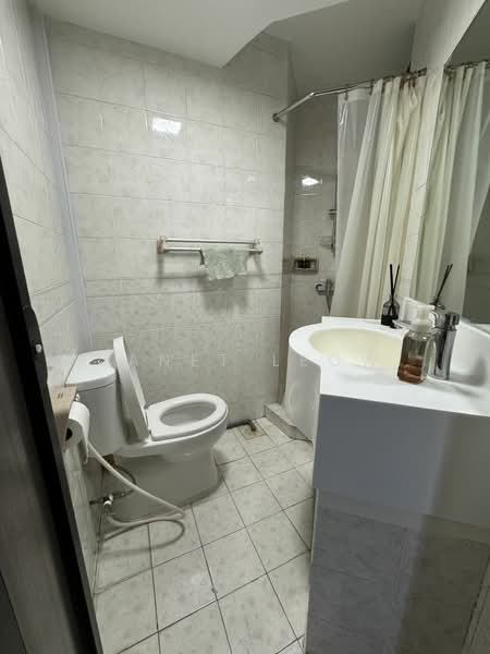 West Bay Condo, 50 West Coast Crescent, 2 Bedrooms, 1,217 sqft, Condominium For Rent, by Janet Leow, 24072041 - PropertyGuru.com.sg