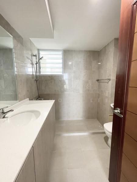 Yishun Sapphire, 42 Canberra Drive, Sembawang / Yishun, 2 Bedrooms, 1,023 sqft, Condominium For Rent, by Anthony Lee, 24074337 - master bathroom - PropertyGuru.com.sg