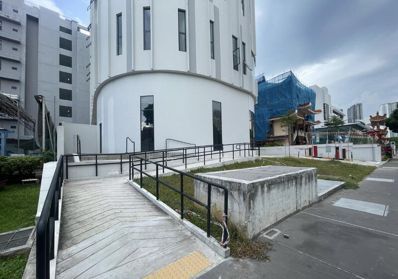BS Centre, 243 Alexandra Road, 3,340 sqft, Light Industrial (B1) For Rent, by Teo Jeri, 24074454 - CommercialGuru.com.sg