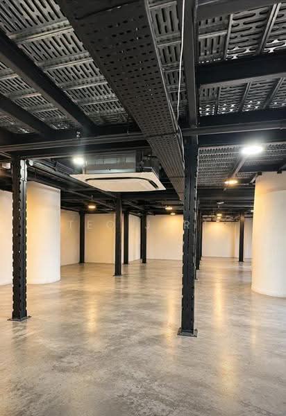 BS Centre, 243 Alexandra Road, Alexandra / Commonwealth, 8,433 sqft, Light Industrial (B1) For Rent, by Teo Jeri, 24074481 - CommercialGuru.com.sg