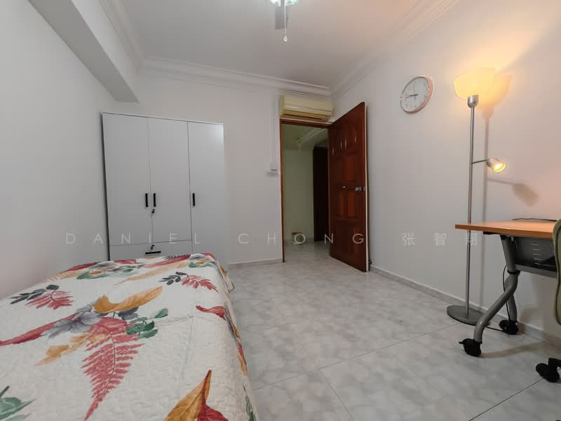 For Rent - 639 Woodlands Ring Road