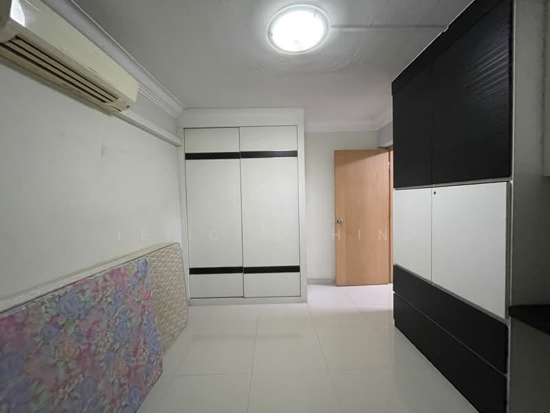 301 Jurong East Street 32, 301 Jurong East Street 32, 2 Bedrooms, 742 sqft, HDB Flat For Rent, by Leticia Ching, 24078432 - PropertyGuru.com.sg