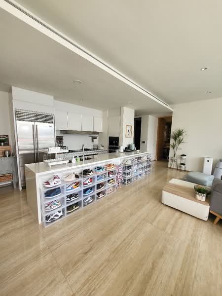 Eden Residences Capitol, 11 Stamford Road, 3 Bedrooms, 2,121 sqft, Condominium For Rent, by Brian Wong, 24079610 - PropertyGuru.com.sg