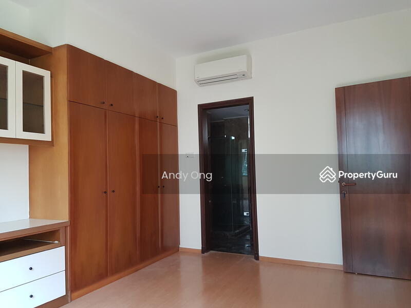 For Rent - Signature Park