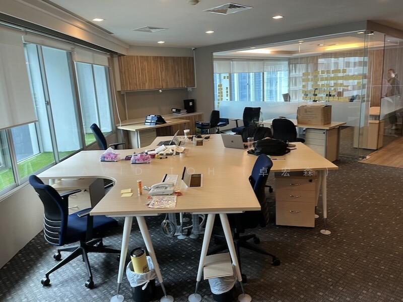 Beautifully fitted, Bright Unit, Raffles Place, , 1,346 sqft, Office For Rent, by David Toh (卓宏森), 24080215 - CommercialGuru.com.sg