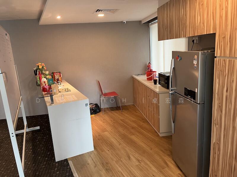 Beautifully fitted, Bright Unit, Raffles Place, , 1,346 sqft, Office For Rent, by David Toh (卓宏森), 24080215 - CommercialGuru.com.sg