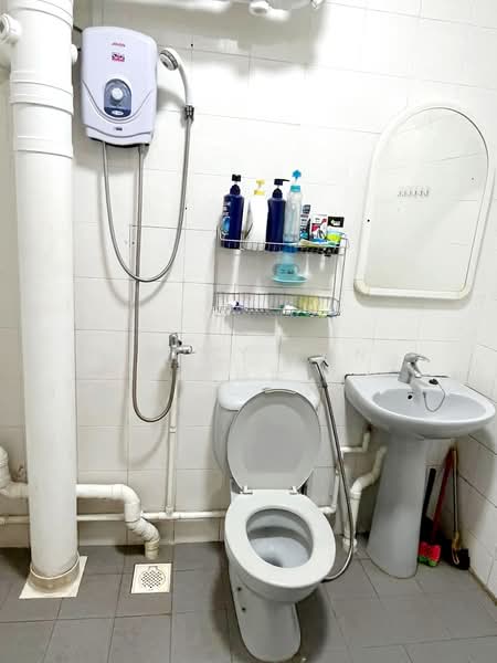 639 Choa Chu Kang Street 64, 639 Choa Chu Kang Street 64, 3 Bedrooms, 1,303 sqft, HDB Flat For Rent, by Jenny Tan, 24080762 - PropertyGuru.com.sg