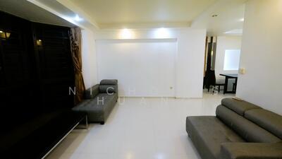For Rent - 483 Admiralty Link