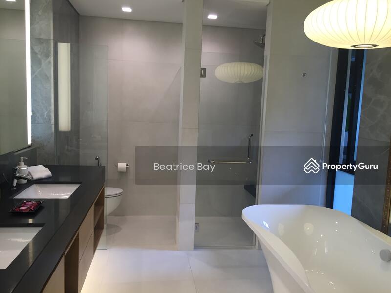 Modern Bathroom 