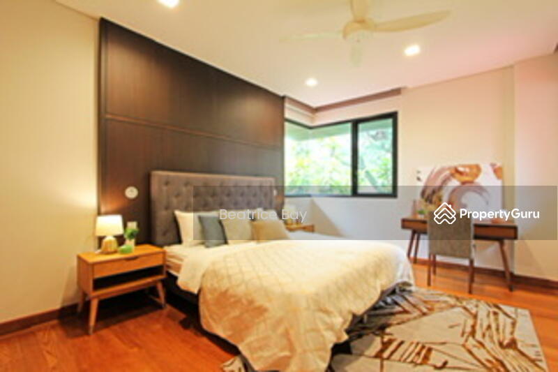 Upstairs 4th Bedroom 