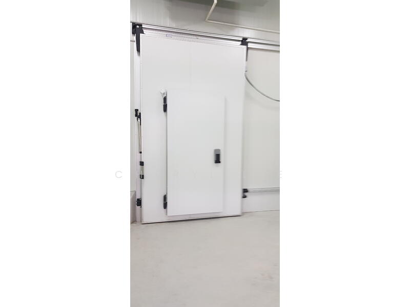East Zone Ground Floor Food Kitchen Fully Fitted Low Takeover 东部食品厂生意出让冰冷冻库抽油烟系统, , 2,500 sqft, Factory / Workshop (B2) For Rent, by Cheryl Lee, 24081535 - CommercialGuru.com.sg