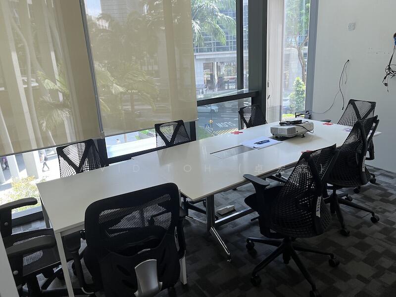 Exclusive Floor Fitted Office, Raffles Place, , 2,820 sqft, Office For Rent, by David Toh (卓宏森), 24081625 - CommercialGuru.com.sg