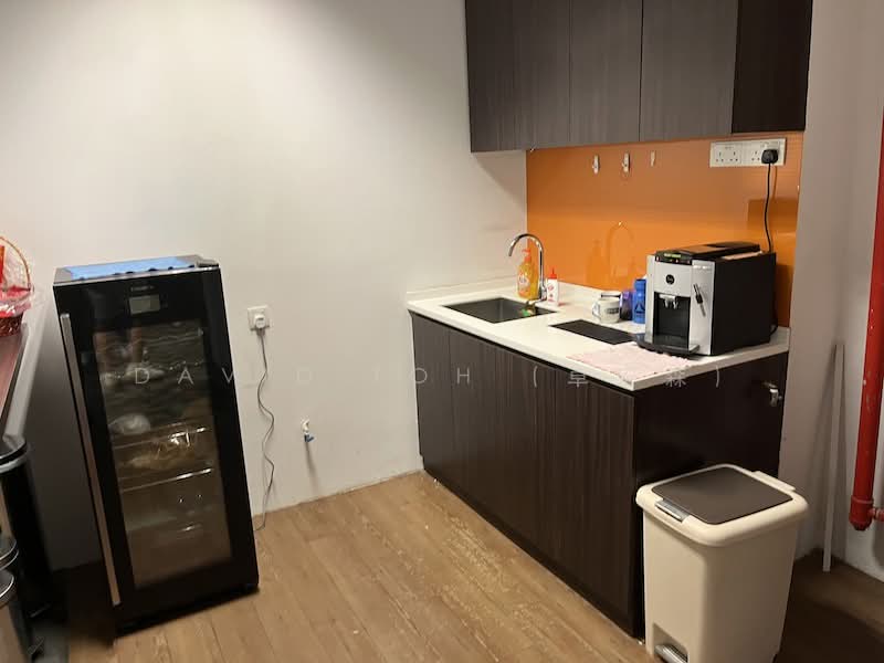 Exclusive Floor Fitted Office, Raffles Place, , 2,820 sqft, Office For Rent, by David Toh (卓宏森), 24081625 - CommercialGuru.com.sg