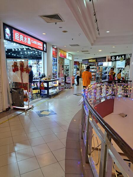 The Bencoolen, 180A Bencoolen Street, 129 sqft, Mall Shop For Sale, by Toh Kim Heng, 24082064 - CommercialGuru.com.sg