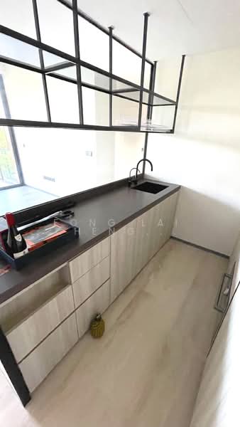 The Hyde, 11 Balmoral Road, 3 Bedrooms, 947 sqft, Condominium For Rent, by Fong Lai Cheng Jasmine, 24083484 - Kitchen - PropertyGuru.com.sg