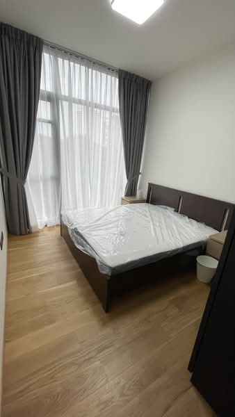 The Hyde, 11 Balmoral Road, 3 Bedrooms, 947 sqft, Condominium For Rent, by Fong Lai Cheng Jasmine, 24083484 - Master Bedroom - PropertyGuru.com.sg