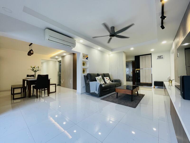 For Sale - 298C Compassvale Street