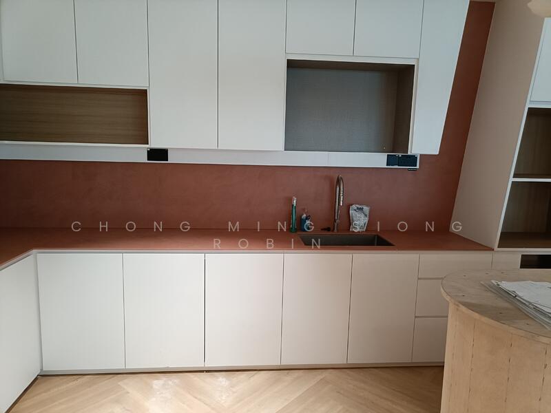 Well renovated businesses space ideal for office cum storage Near Mattar MRT, Kallang Pudding Road, 3,466 sqft, Office For Rent, by Chong Ming Siong Robin, 24083651 - The pantry in the office - CommercialGuru.com.sg