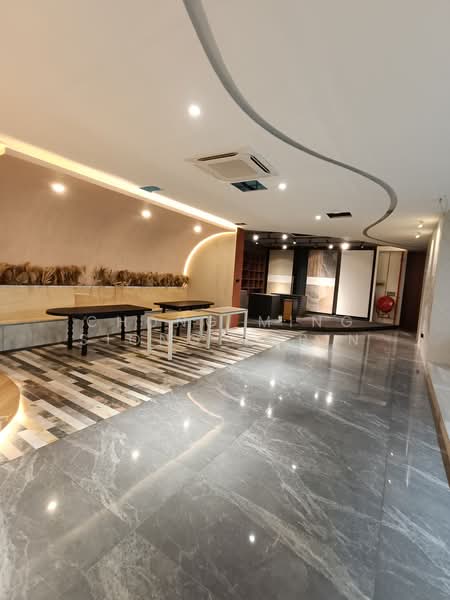 Well renovated businesses space ideal for office cum storage Near Mattar MRT, Kallang Pudding Road, 3,466 sqft, Office For Rent, by Chong Ming Siong Robin, 24083651 - Working space at the left side of the unit - CommercialGuru.com.sg