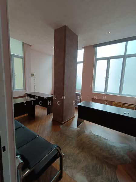 Well renovated businesses space ideal for office cum storage Near Mattar MRT, Kallang Pudding Road, 3,466 sqft, Office For Rent, by Chong Ming Siong Robin, 24083651 - Fitted office room - CommercialGuru.com.sg