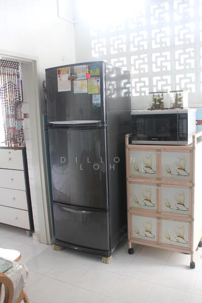 Fridge