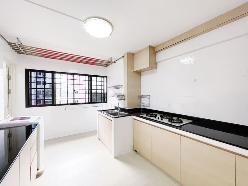 602 Ang Mo Kio Avenue 5, 602 Ang Mo Kio Avenue 5, 2 Bedrooms, 721 sqft, HDB Flat For Rent, by Sabrina Yong, 24084325 - PropertyGuru.com.sg