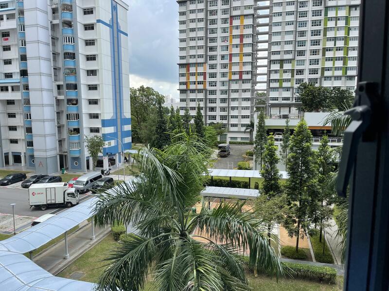 60 Teban Gardens Road, 60 Teban Gardens Road, Room Rental, 300 sqft, HDB Flat For Rent, by Annie Chua, 24085245 - PropertyGuru.com.sg